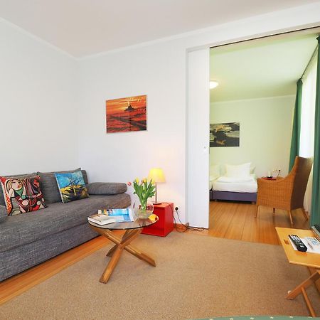 Kaiservillen Heringsdorf - Ferienwohnung Mit 1 Schlafzimmer Und Balkon D132 Exterior photo